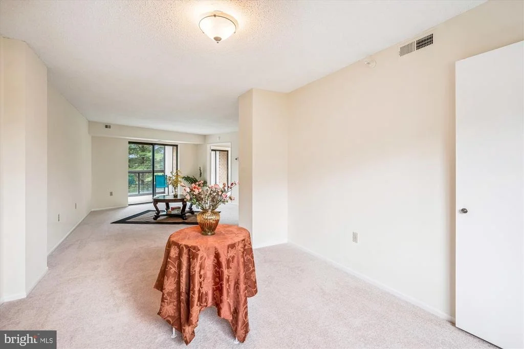 Photo of Unit 3412 at 15115 INTERLACHEN DRIVE
