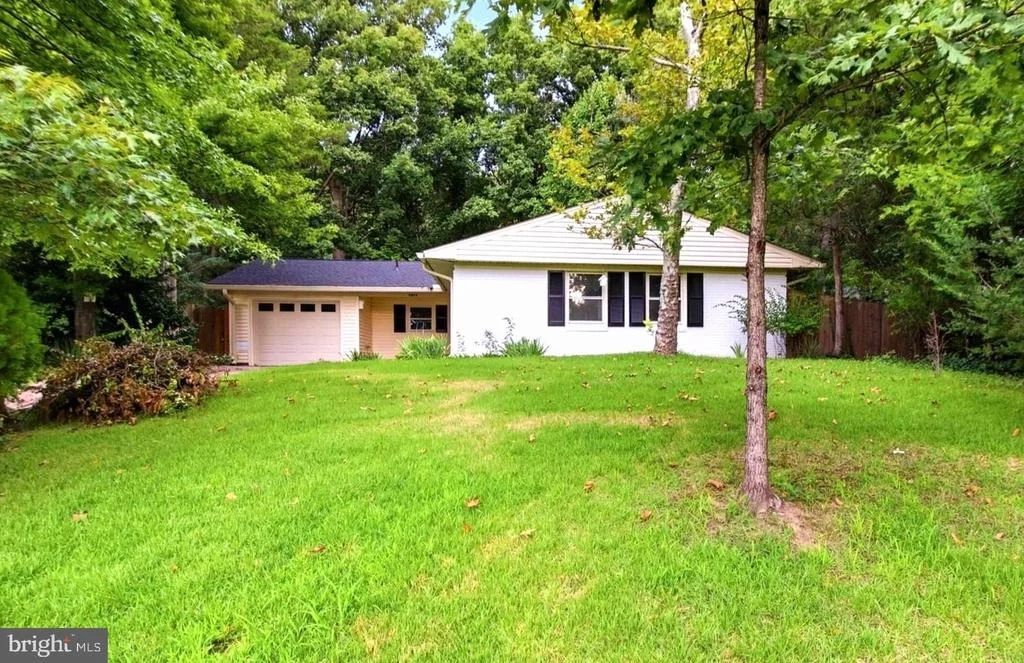 Photo of 8804 STRAUSE COURT