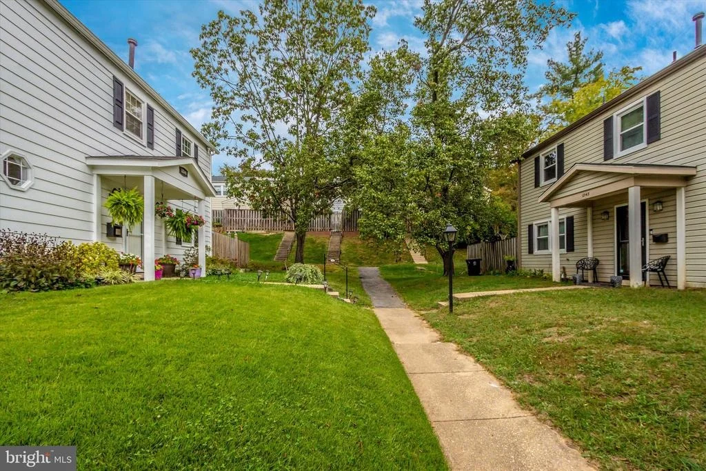 Photo of 12145 DOVE CIRCLE