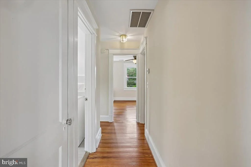 Photo of 9501 COLESVILLE ROAD
