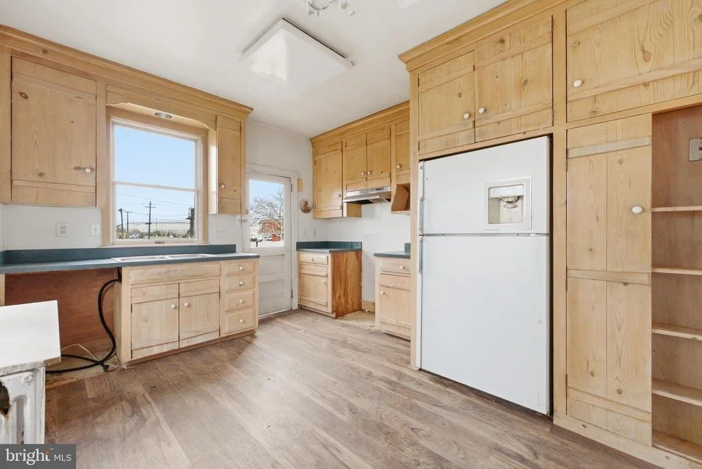 Photo of 505 ORCHARD AVENUE