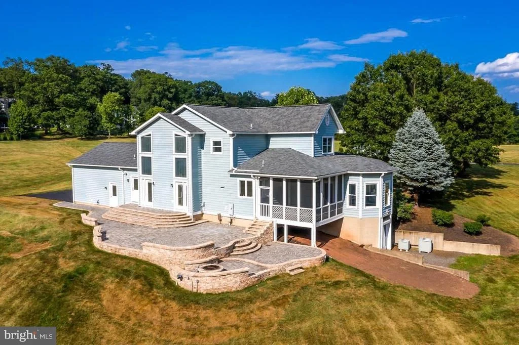 Photo of 22669 WATSON ROAD