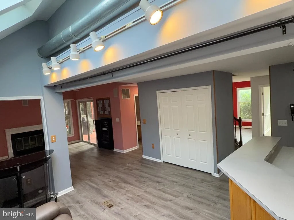 Photo of 9348 CREEKVIEW DRIVE