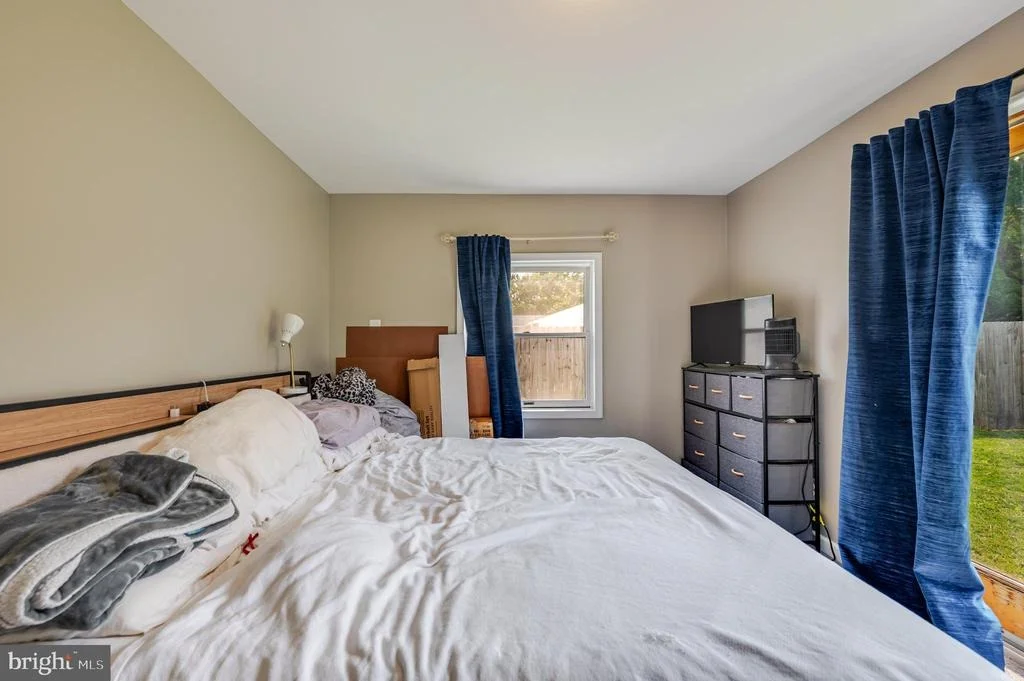 Photo of 4803 APPLE TREE DRIVE