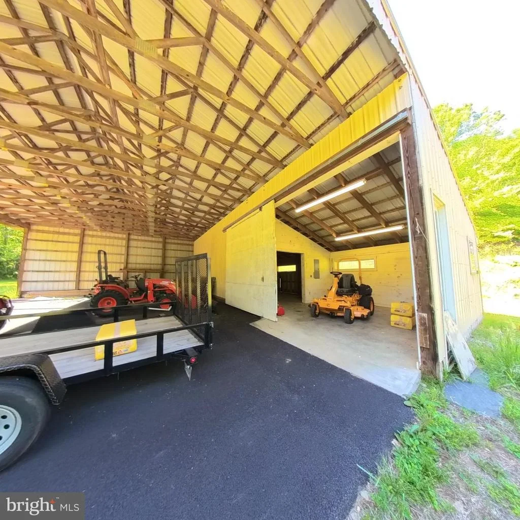 Photo of 1225 MIDDLE RIVER ROAD