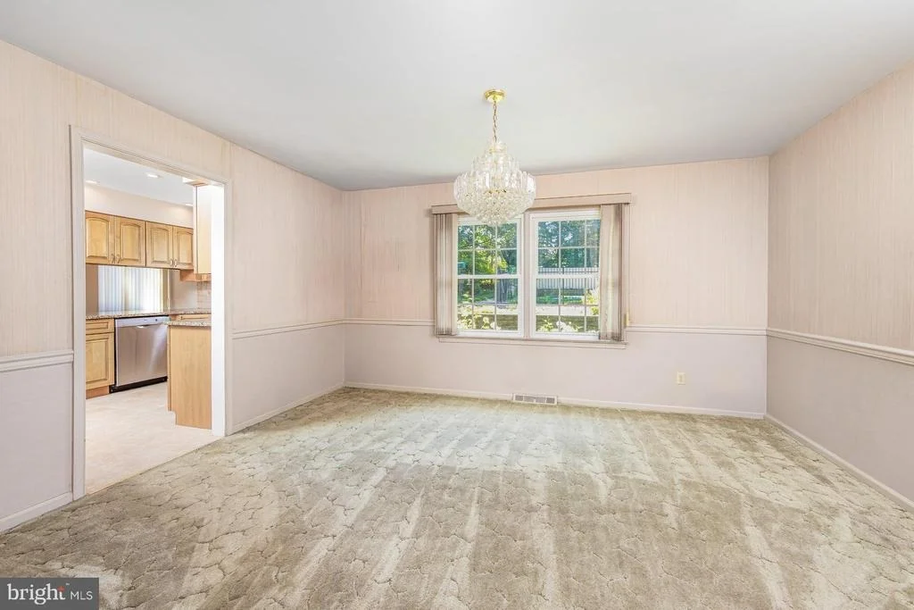 Photo of 73 COLONIAL TERR
