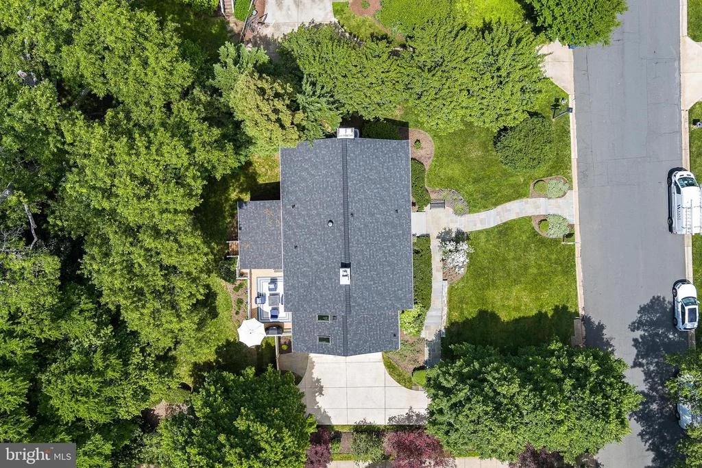 Photo of 8112 COACH STREET