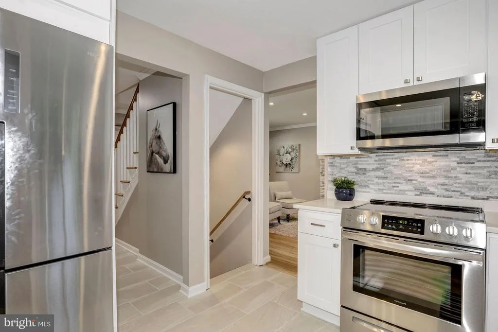 Photo of 6815 REYNARD DRIVE