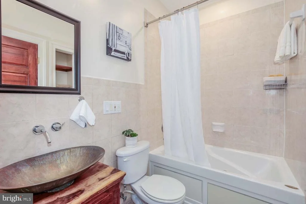Photo of 1515 INDEPENDENCE AVENUE SE
