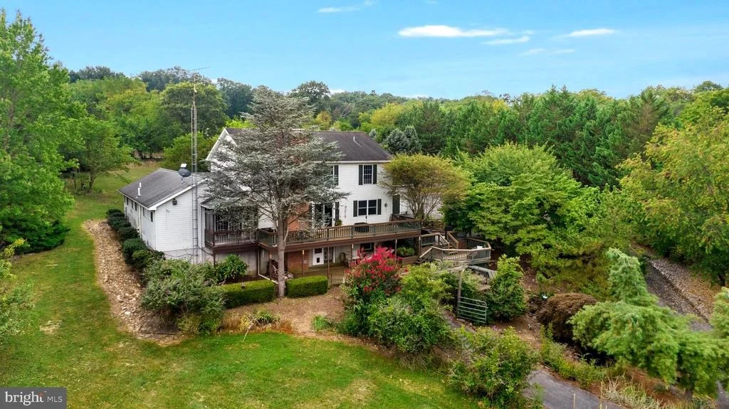 Photo of 955 STAYMAN DRIVE