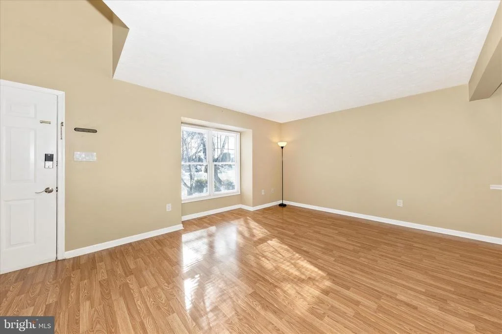 Photo of 2160 COLLINGWOOD LANE