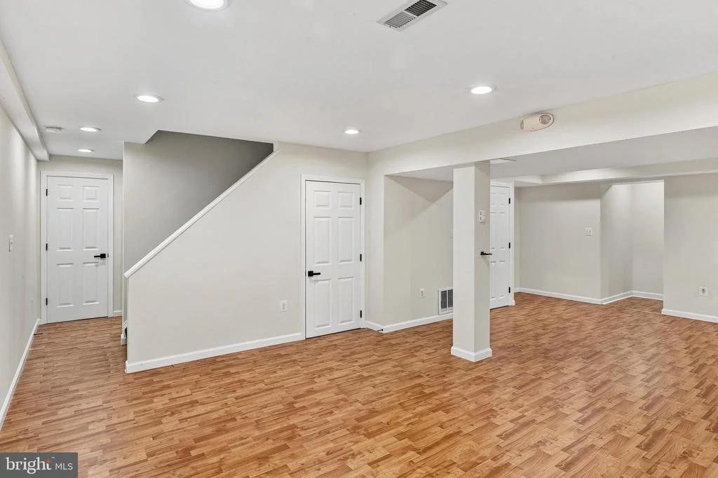 Photo of 1007 HARBOR DRIVE