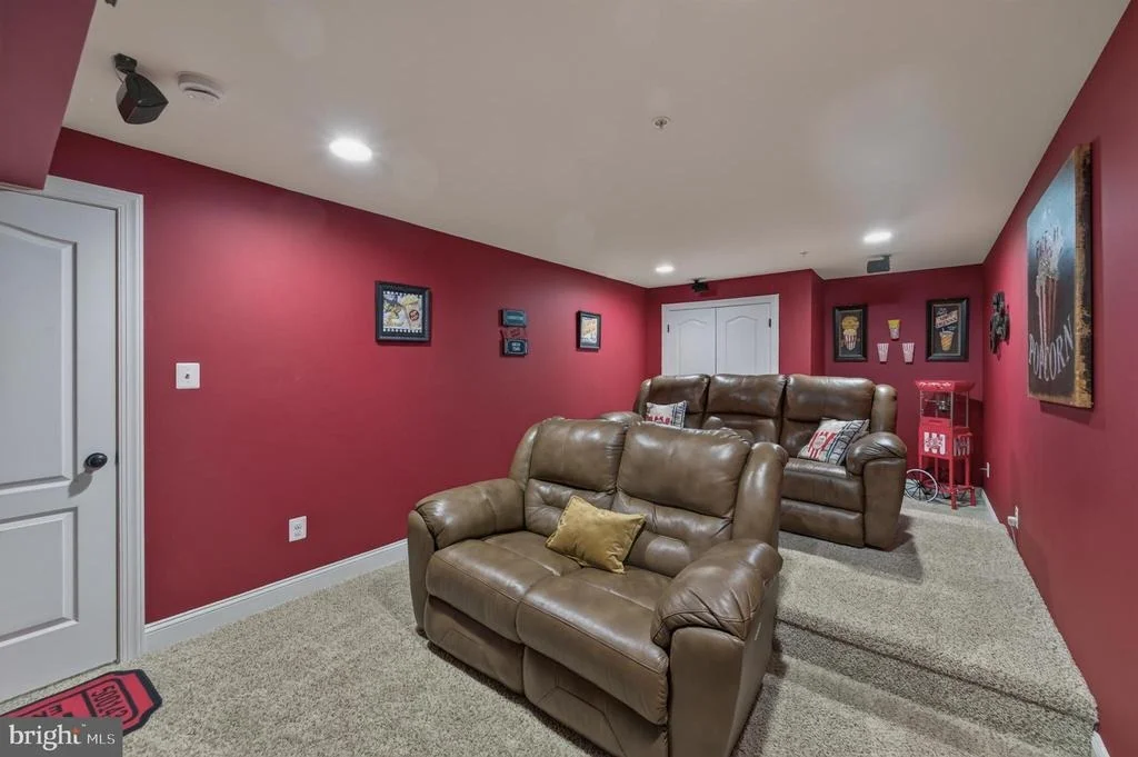 Photo of 1315 VOLUNTEER DRIVE