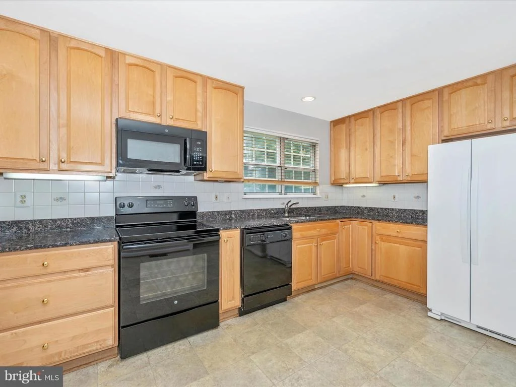 Photo of 802 POINTER RIDGE DRIVE