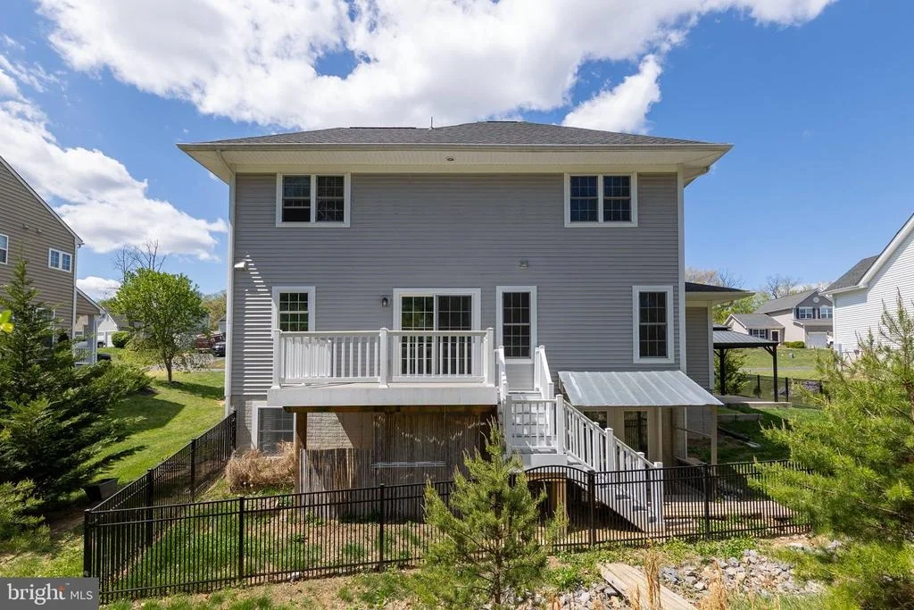 Photo of 112 COLONIAL DRIVE