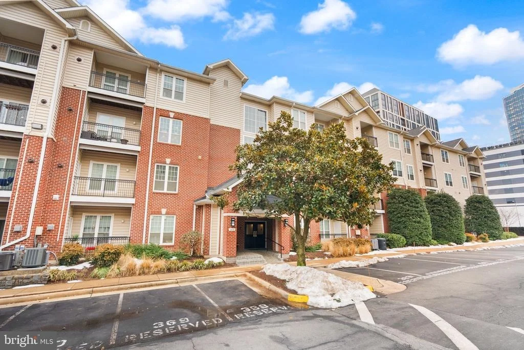 Photo of Unit 1116 at 1601 SPRING GATE DRIVE