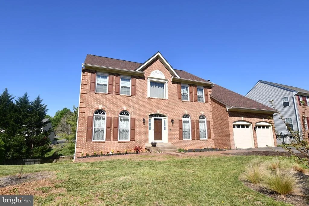 Photo of 46 CHRISTOPHER WAY