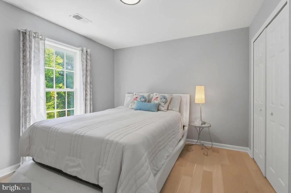 Photo of 10654 ASHFORD CIRCLE