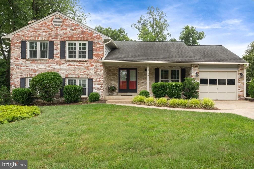 Photo of 2719 DEEPFORD DRIVE