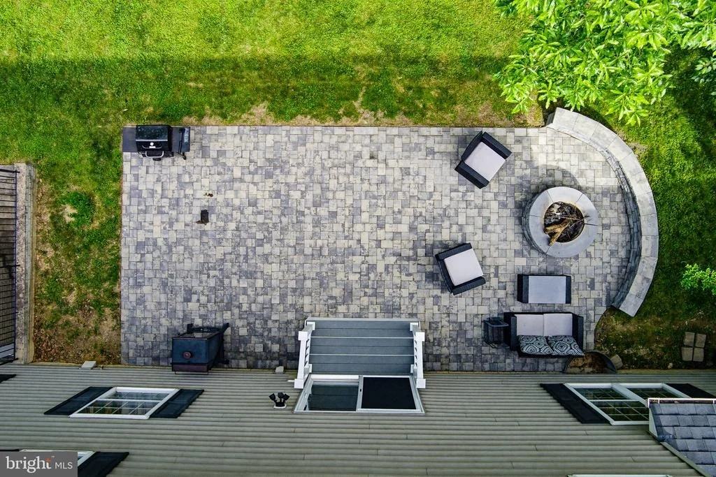 Photo of 231 CORNELL DRIVE