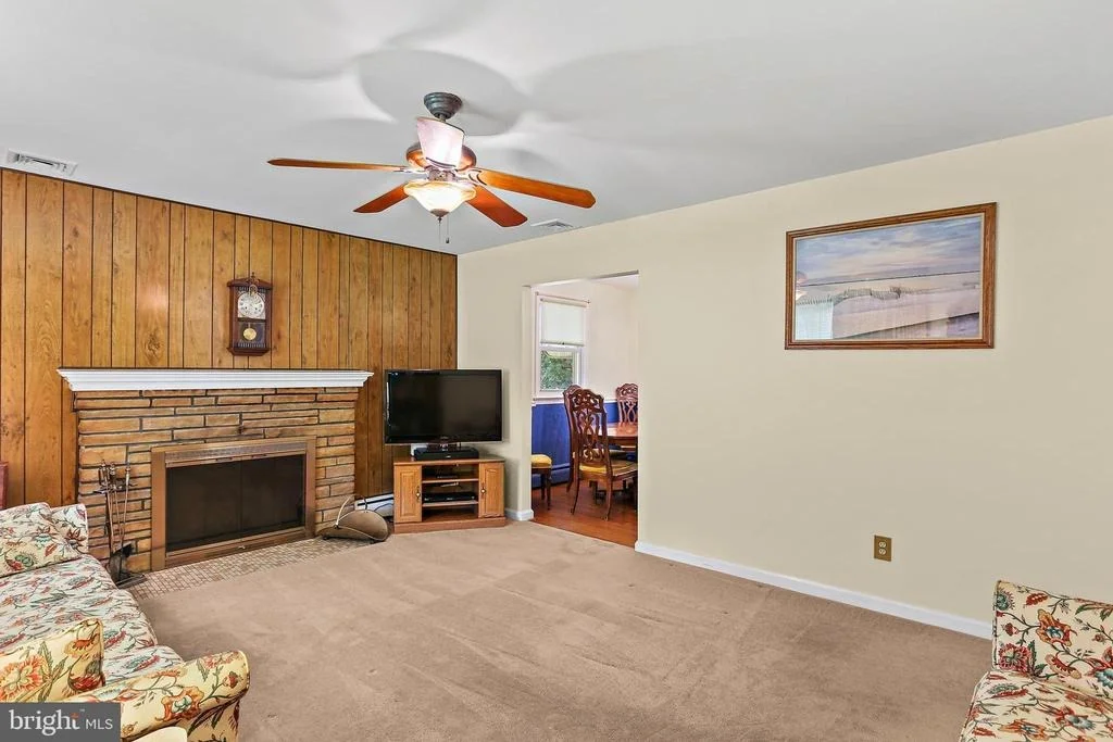 Photo of 7214 EARL DRIVE