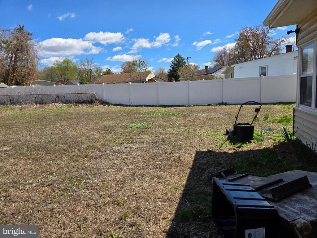 Photo of 729 BENTLEY ROAD