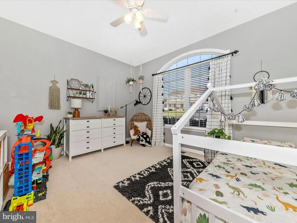 Photo of 84 GORDON DRIVE