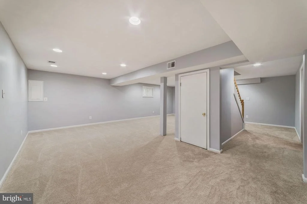 Photo of 5111 KING DAVID BOULEVARD