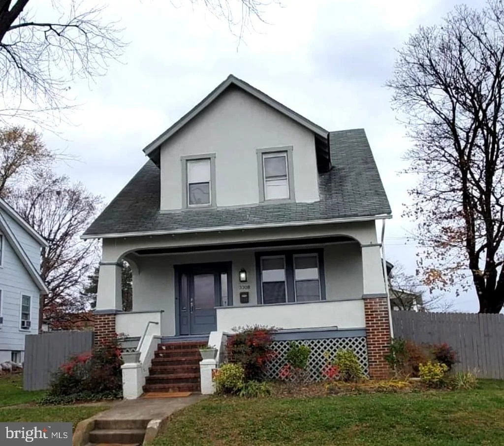Photo of 3308 GLENMORE AVENUE