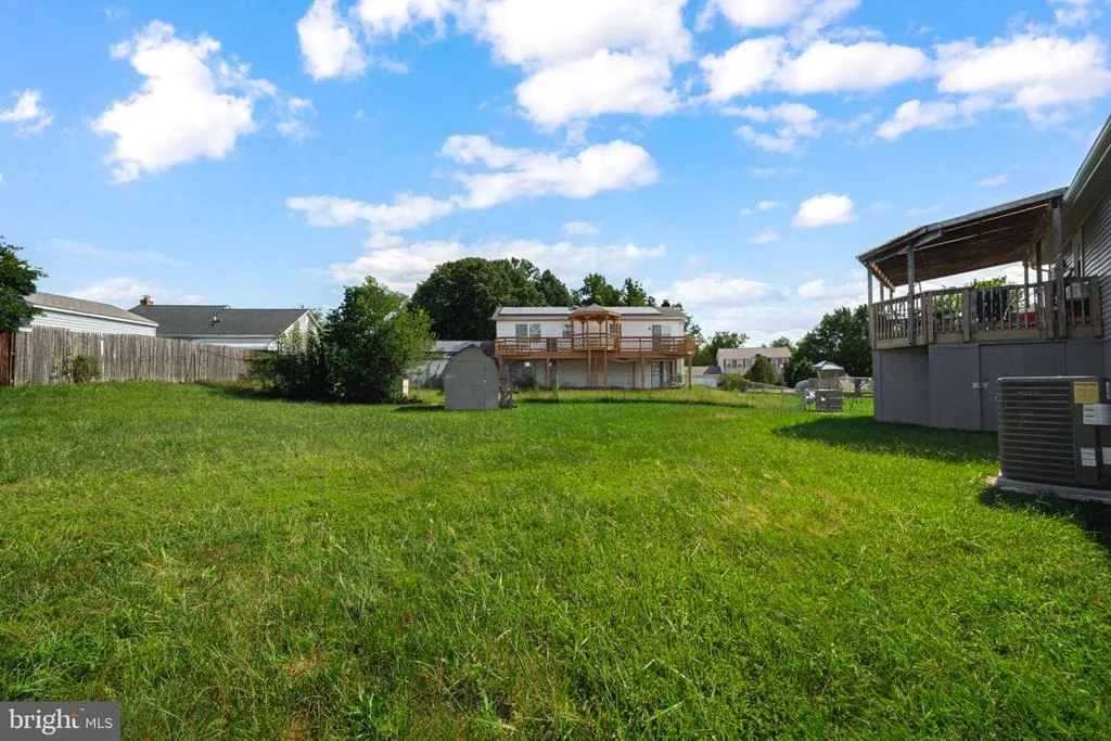 Photo of 8916 TRUBADOR DRIVE