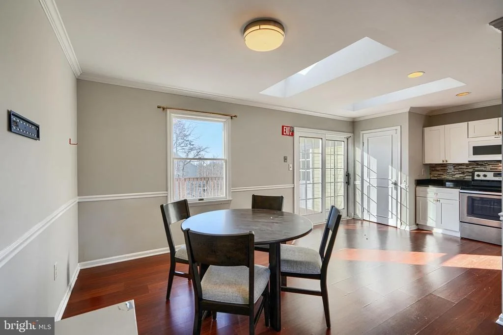 Photo of 10100 LEWIS DRIVE