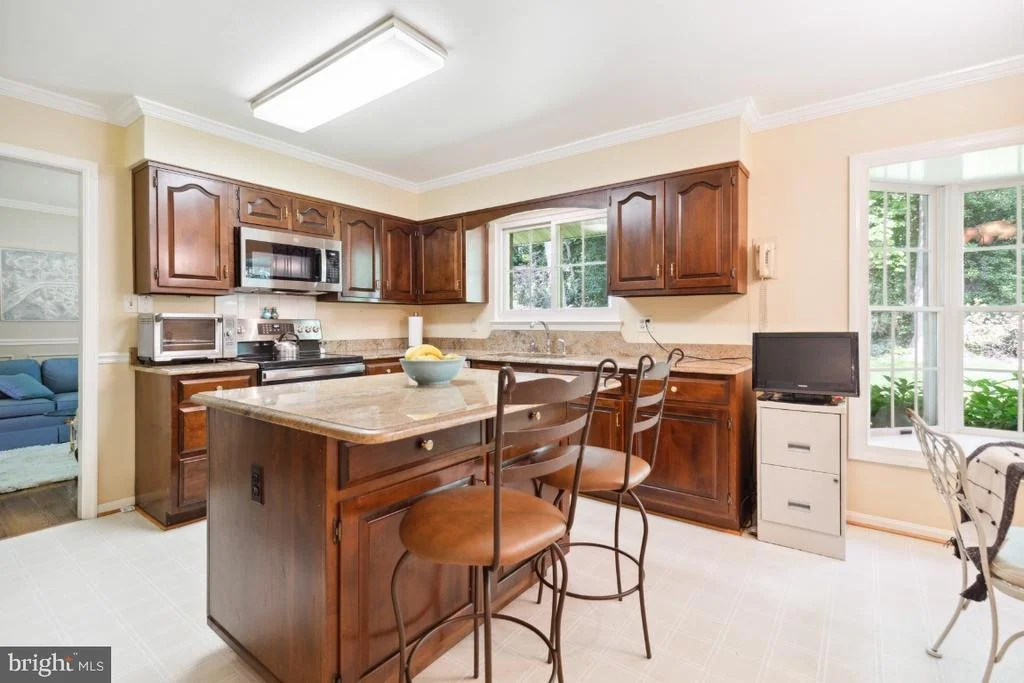 Photo of 6010 NASSAU DRIVE