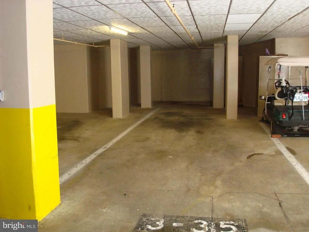 Photo of Unit 3407 at 15115 INTERLACHEN DRIVE