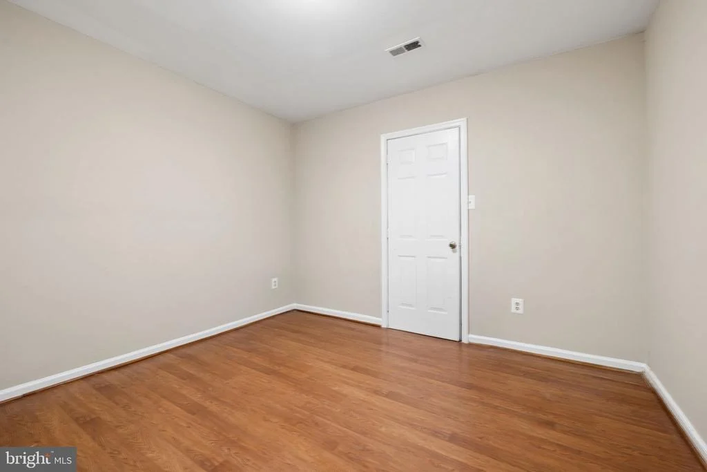 Photo of 15922 EDGEWOOD DRIVE