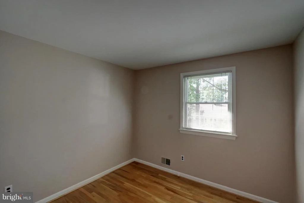 Photo of 16101 ROBLYNN COURT