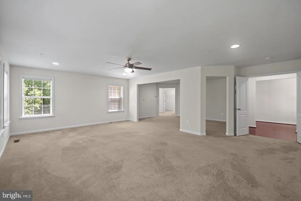Photo of 9613 MANOR OAKS VIEW
