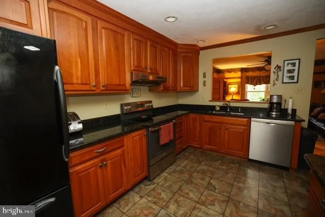 Photo of 1740 FAIRMOUNT ROAD