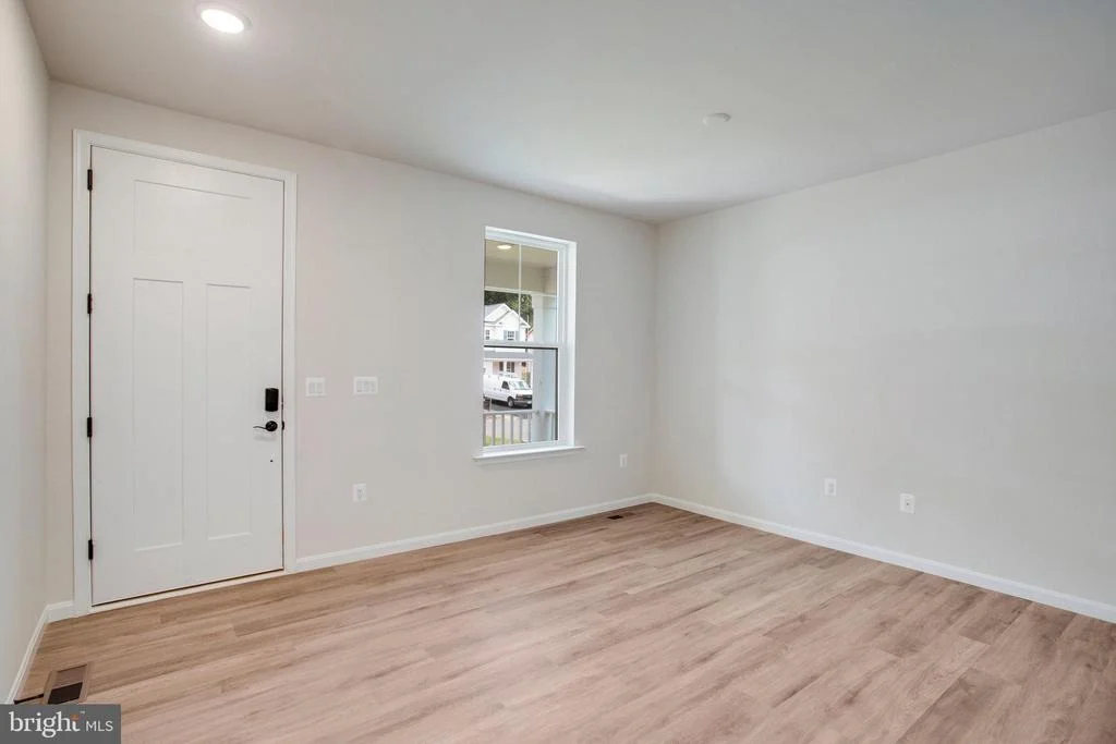 Photo of 35606 PINE NEEDLE LANE