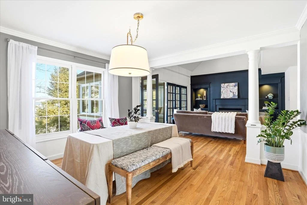 Photo of 2379 BEAR DEN ROAD