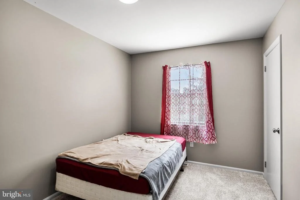 Photo of 12 HEWITT LANE