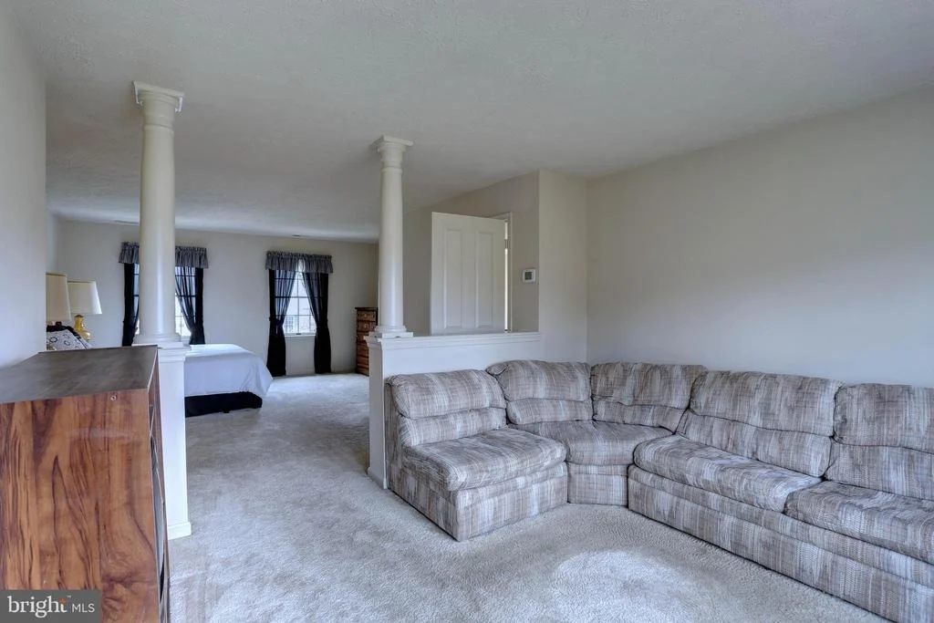 Photo of 2317 SNOWFLAKE DRIVE