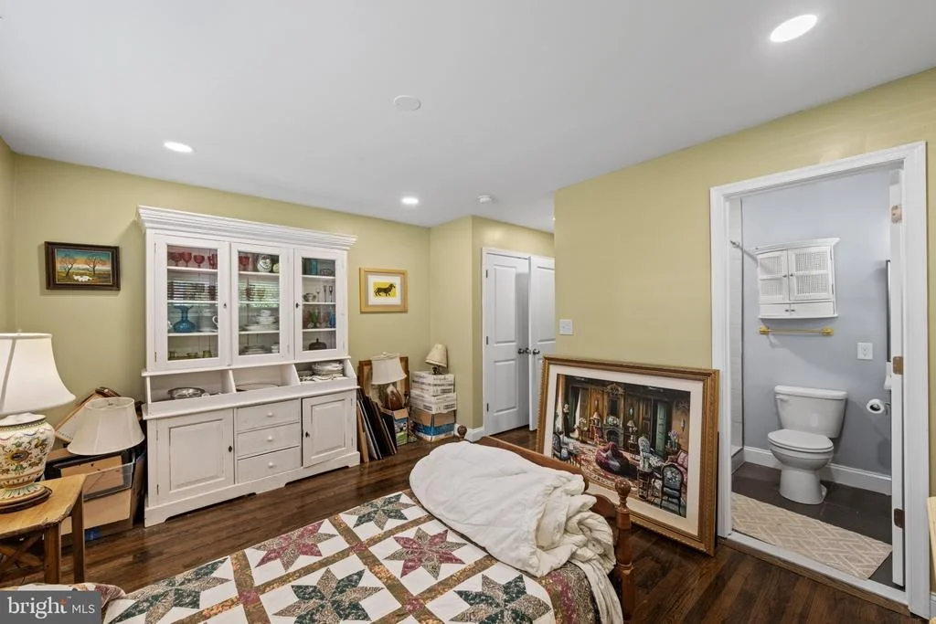 Photo of 803 JOPPA ROAD W