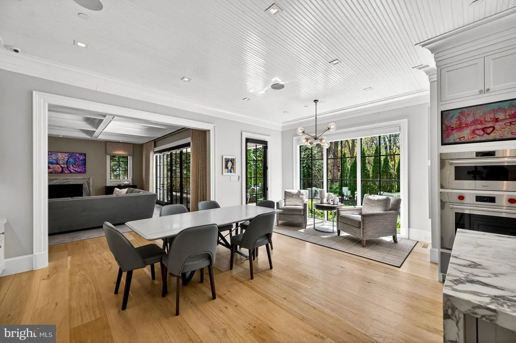 Photo of 4432 CHESTNUT LANE NW