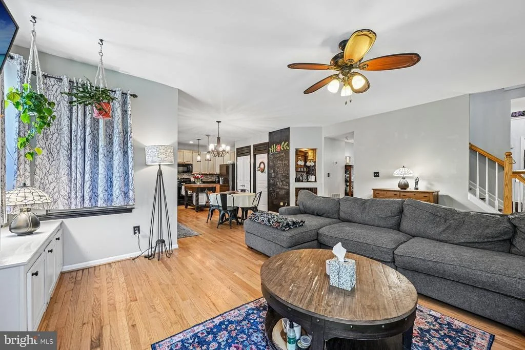 Photo of 6729 LOWES LANE