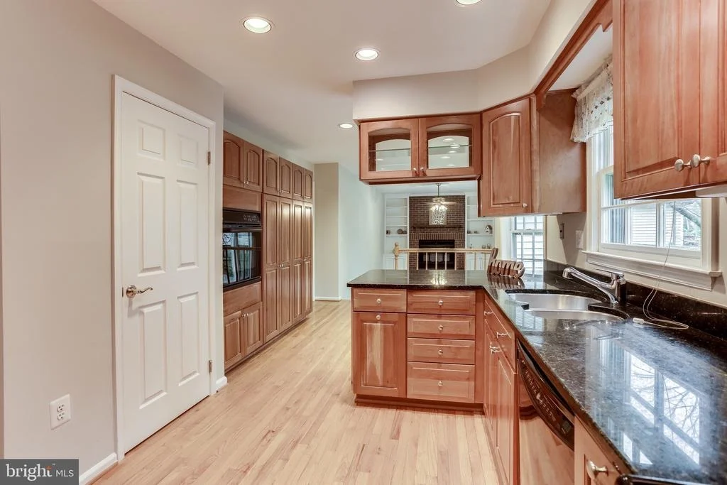 Photo of 6553 RAFTELIS ROAD