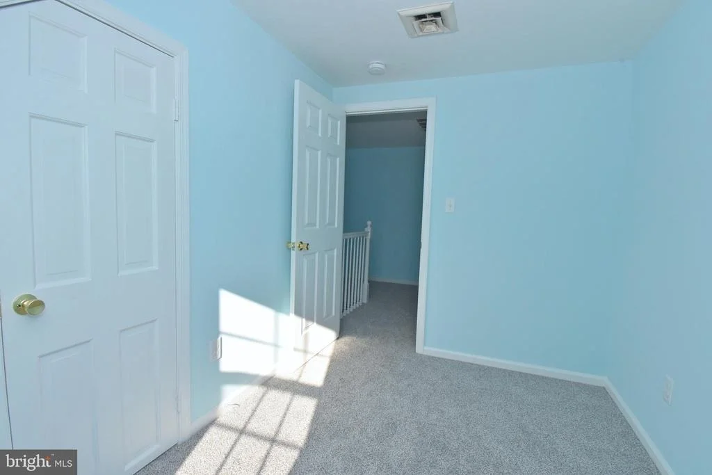 Photo of 4011 GROSSE POINT DRIVE