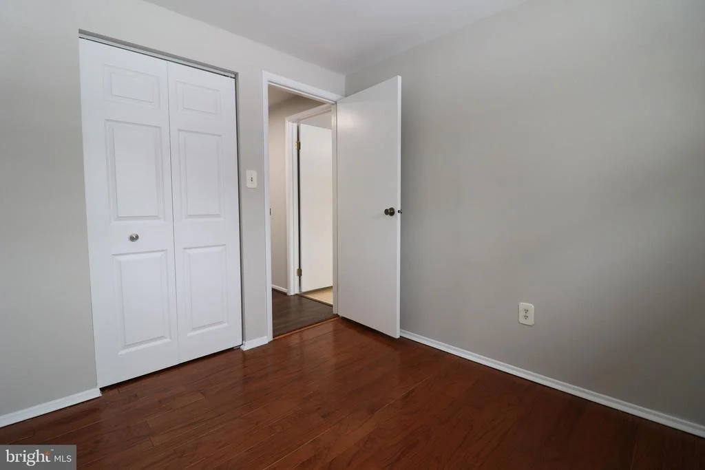 Photo of 17501 COLLIER CIRCLE