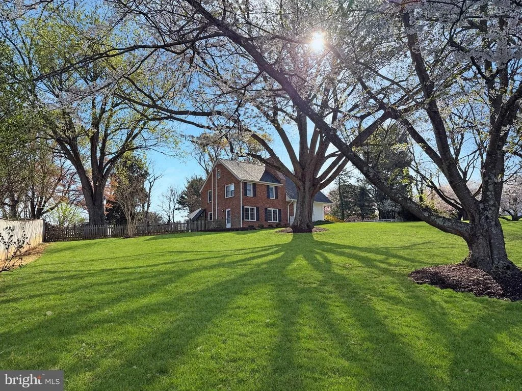 Photo of 3617 PATRICK HENRY DRIVE