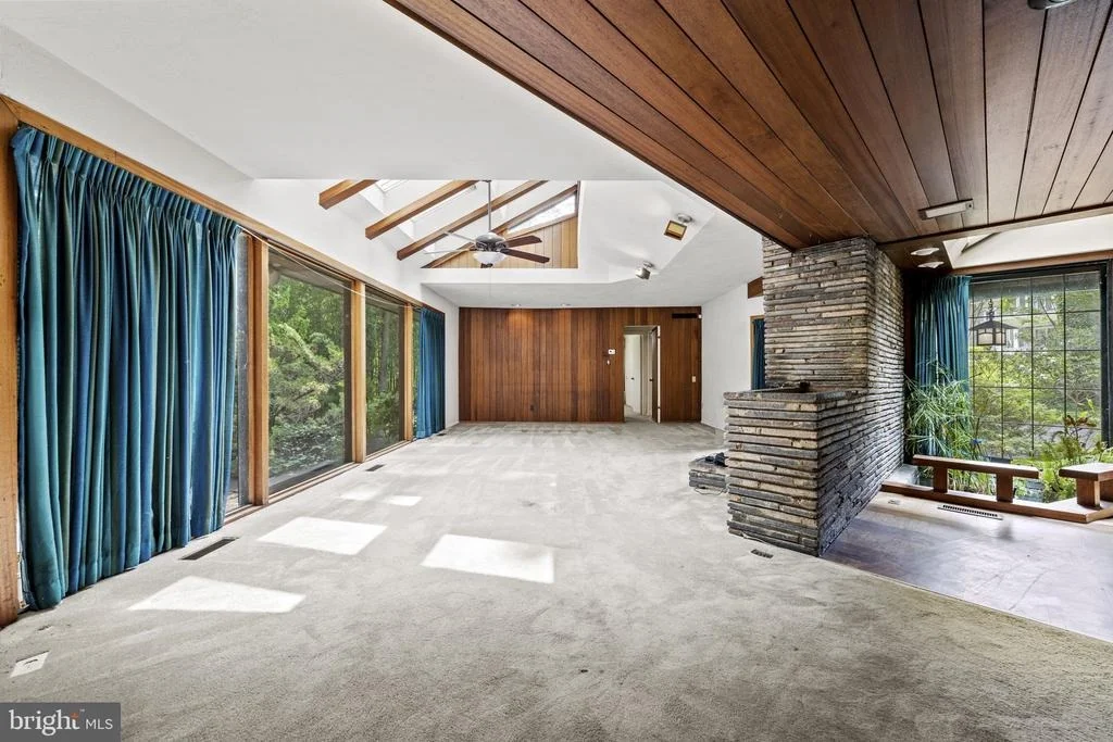 Photo of 2 BUTTONWOOD LANE