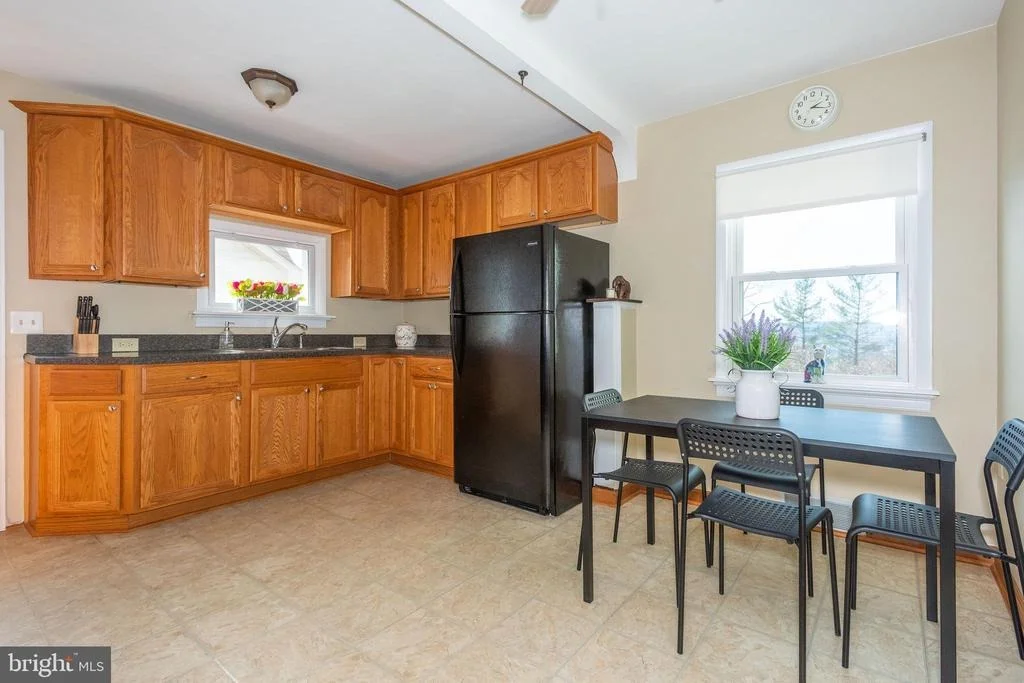 Photo of 6819 VALE SUMMIT LANE